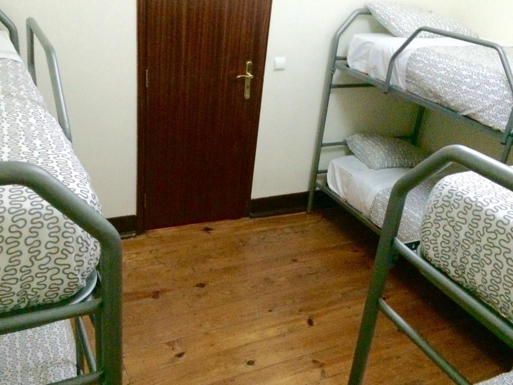 The Swallow Hostel Лиссабон Номер фото